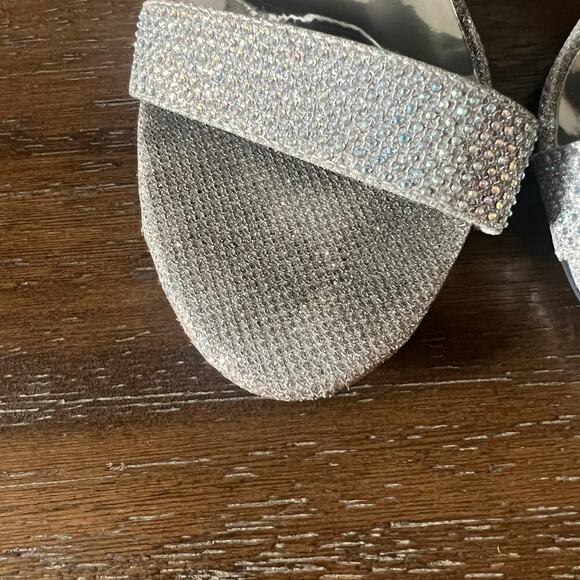 Pierre Dumas Woman’s Margaret 3 Silver 3” Heels Ankle Strap Dress Shoe- Size 9M - Picture 11 of 12
